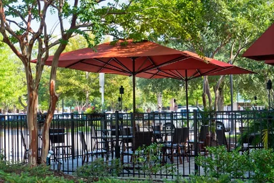 Warema übernimmt Schirmhersteller Caravita