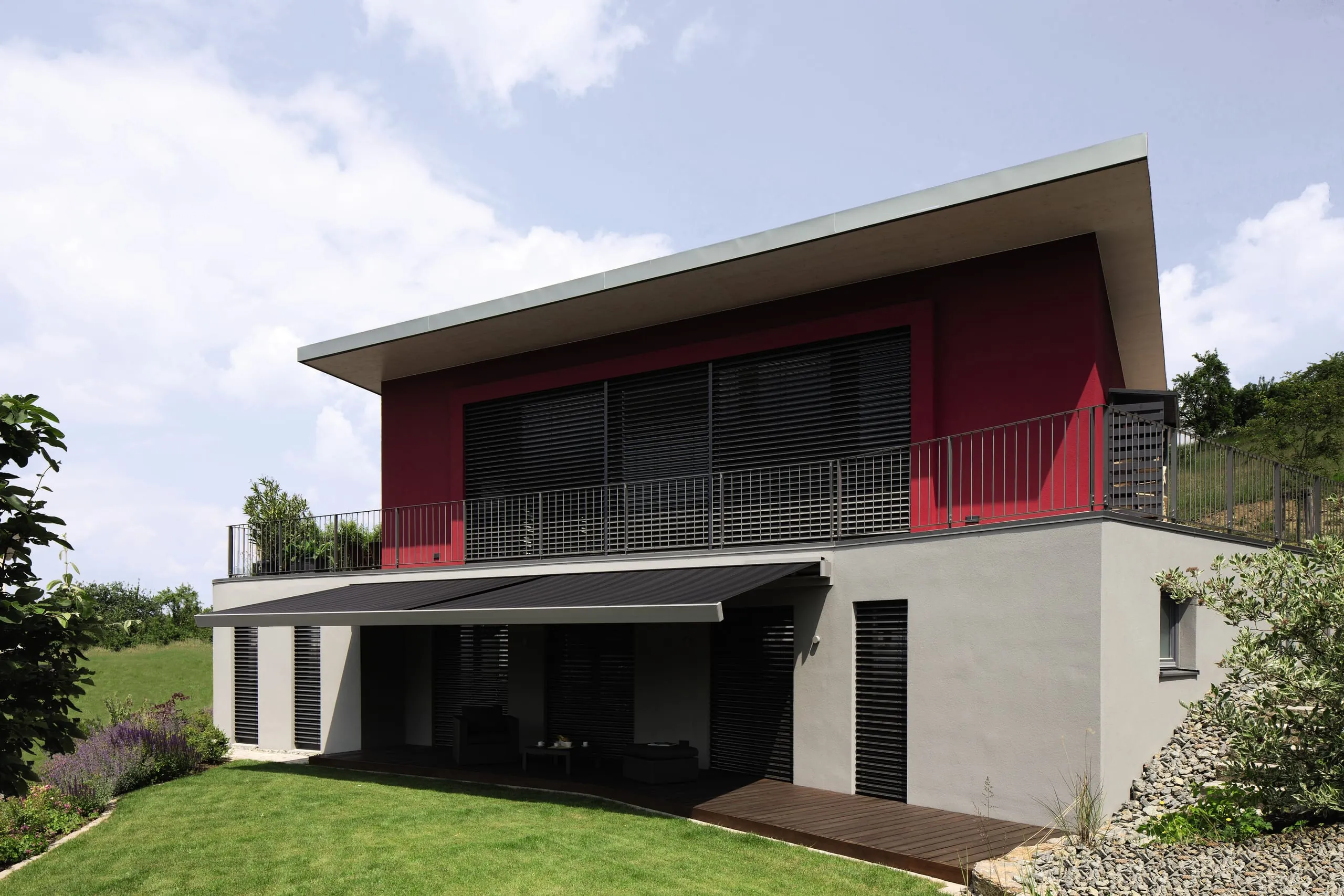 Wo sich Architektur und Sonnenschutz perfekt ergänzen