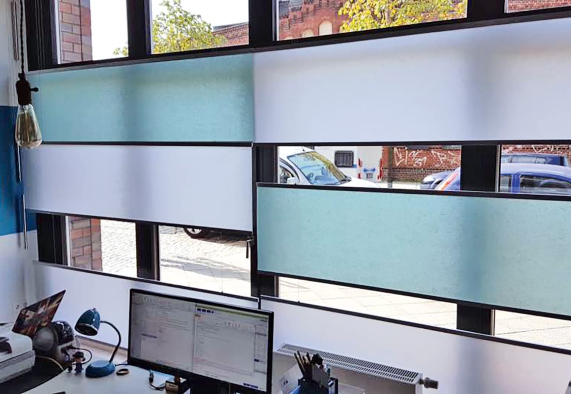 Fensterdekorationssystem Flow von Wood & Washi