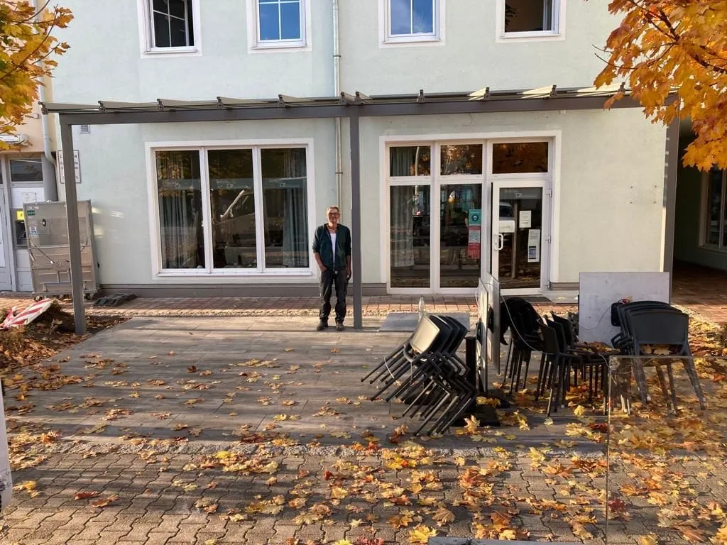 Neue Vollzeitbürokraft entlastet Betriebsinhaber