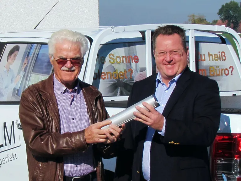 Horst H. Goldner übergibt den Multifilm Rollo-Staffelstab an Andreas C. Ehrler.