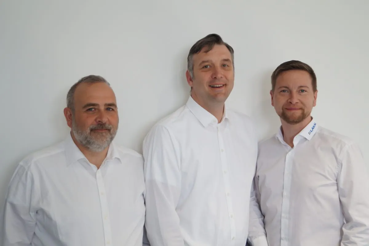 Drei Produktmanager für Lakal