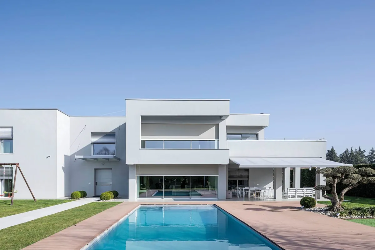 Nice kündigt Investitionsplan in zweistelliger Millionenhöhe an