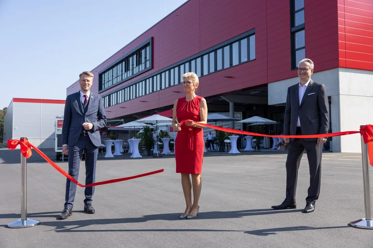 Warema vergrößert Lagerkapazität