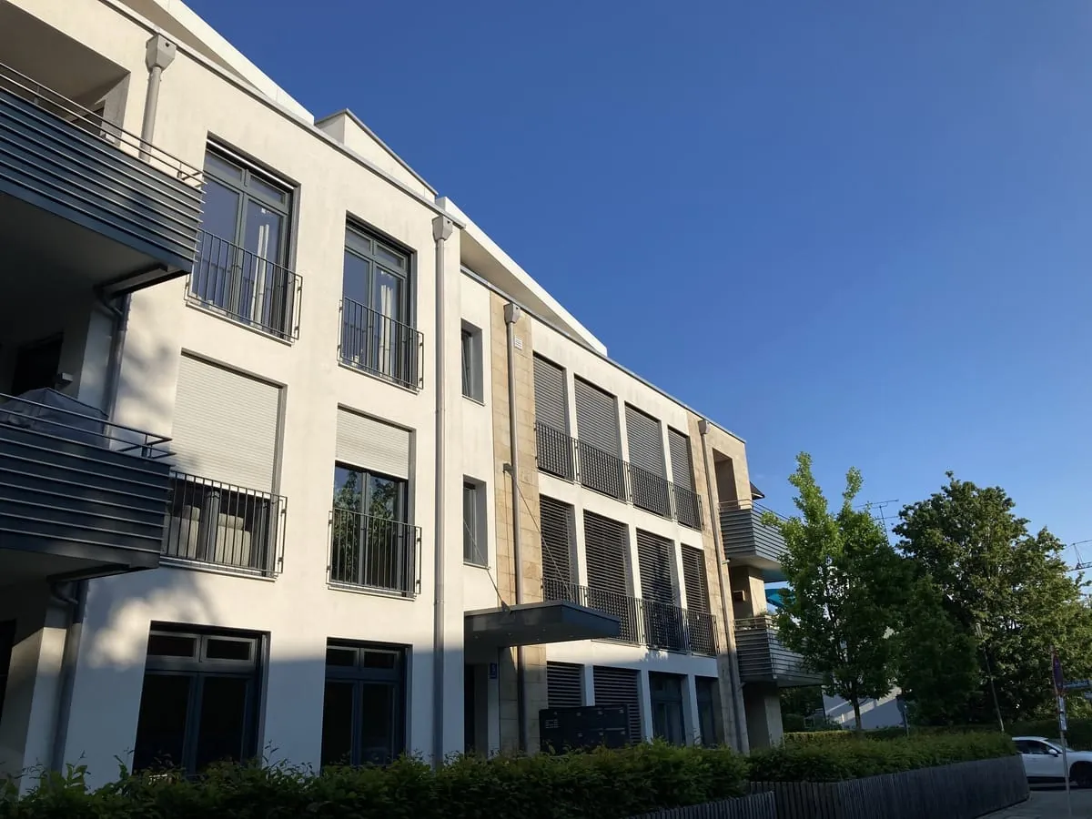 Sonnenschutz im Kampf gegen Gebäudeüberhitzung