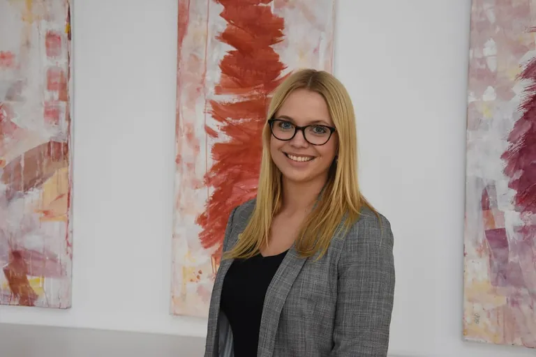 Vanessa Kunz ist seit Januar 2019 Kommunikationsleiterin der Messe Stuttgart.