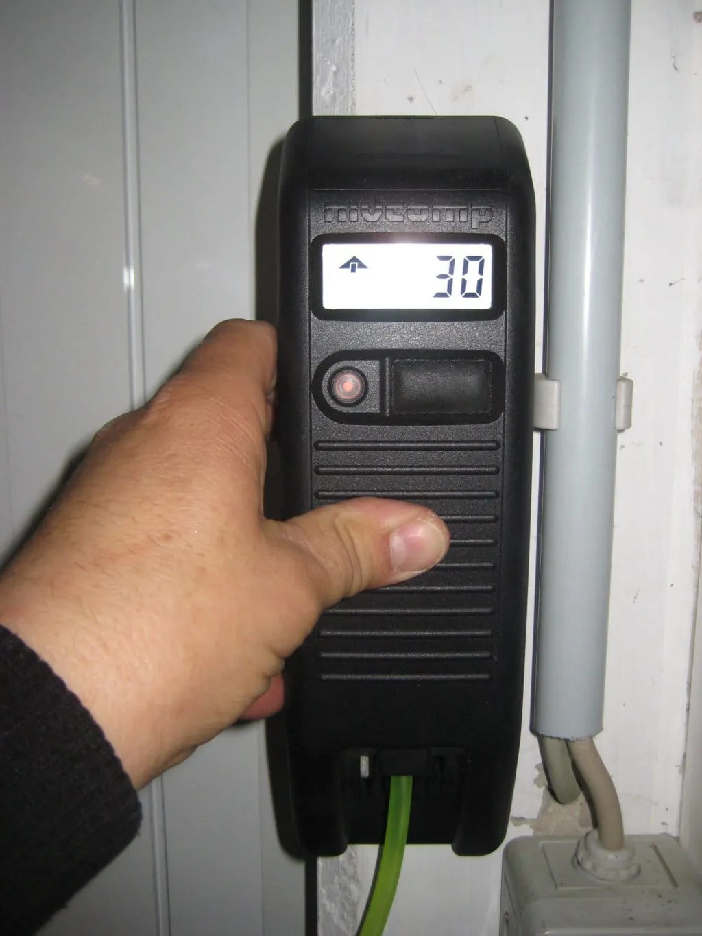 Elektronische Schlauchwaage Nivcomp von Dirotec