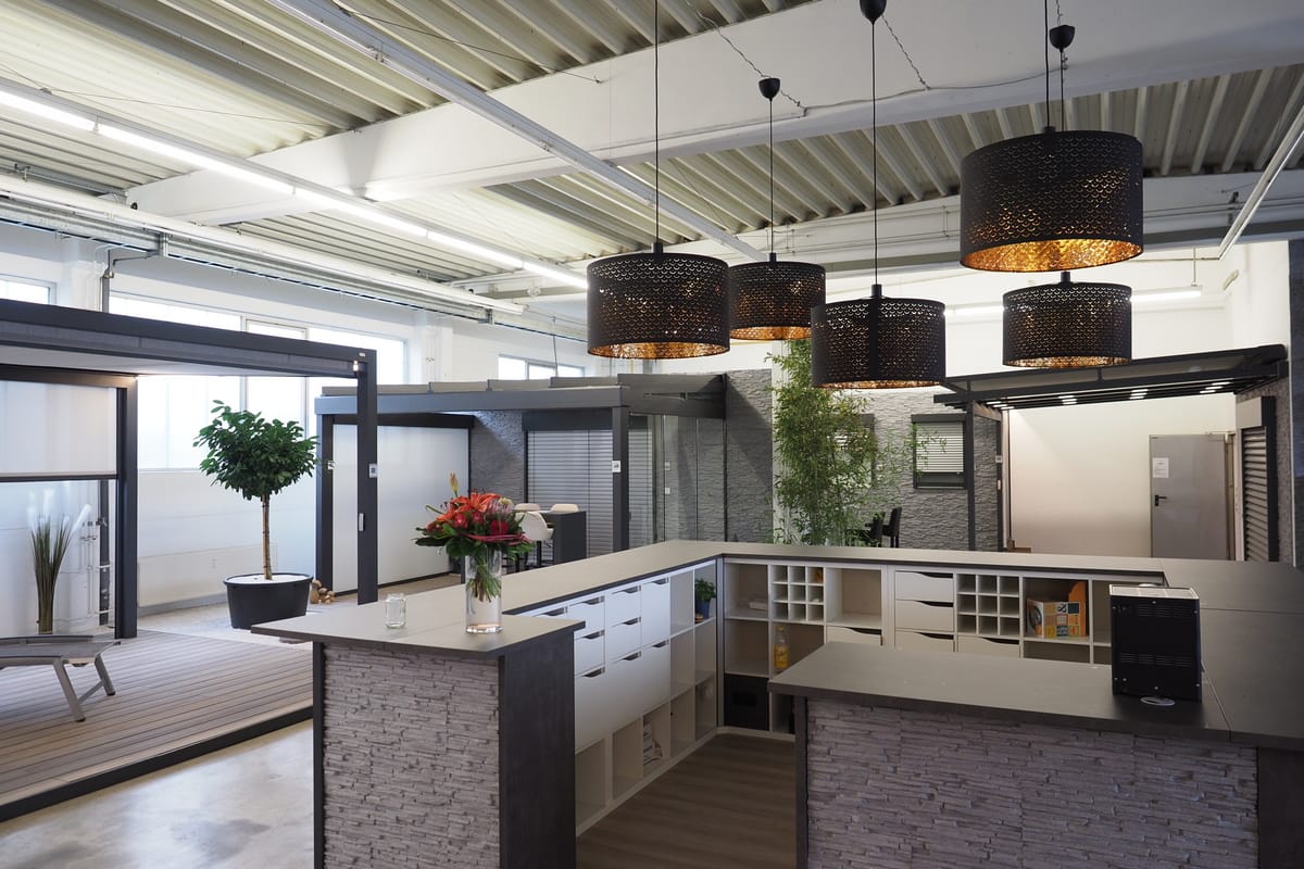 Bar im Zentrum der Ausstellung