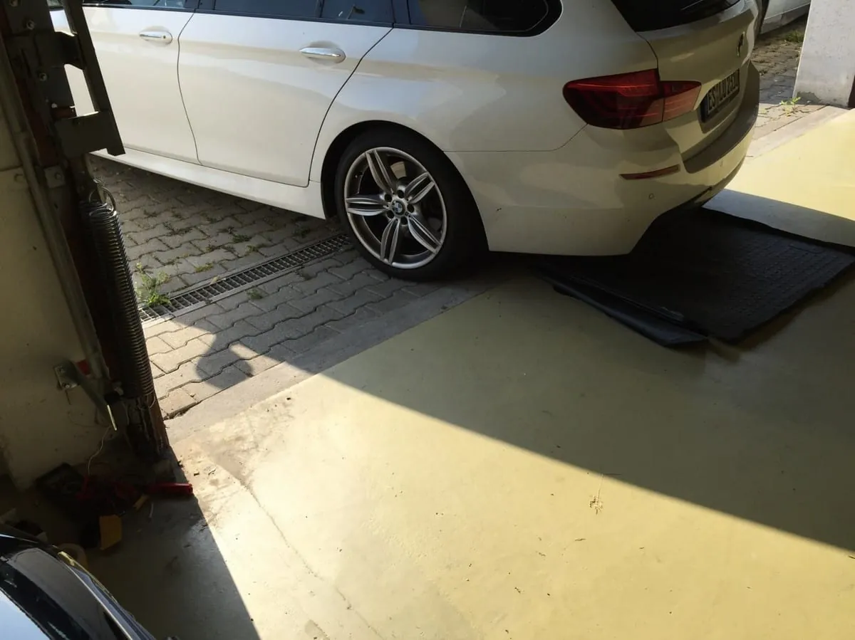 Wählerische Lichtschranke: Prüfkörper hui, Fahrzeuge pfui