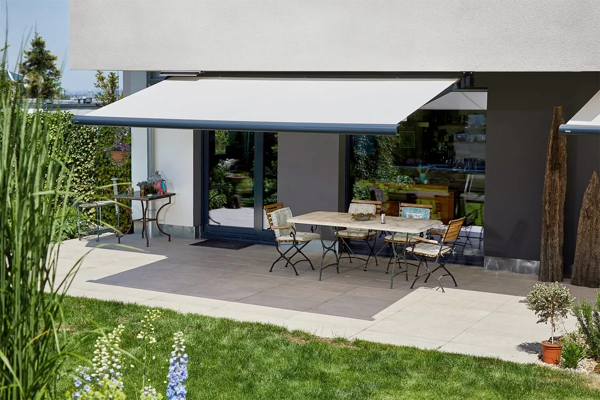 Solaren Antrieb an Markisen nachrüsten