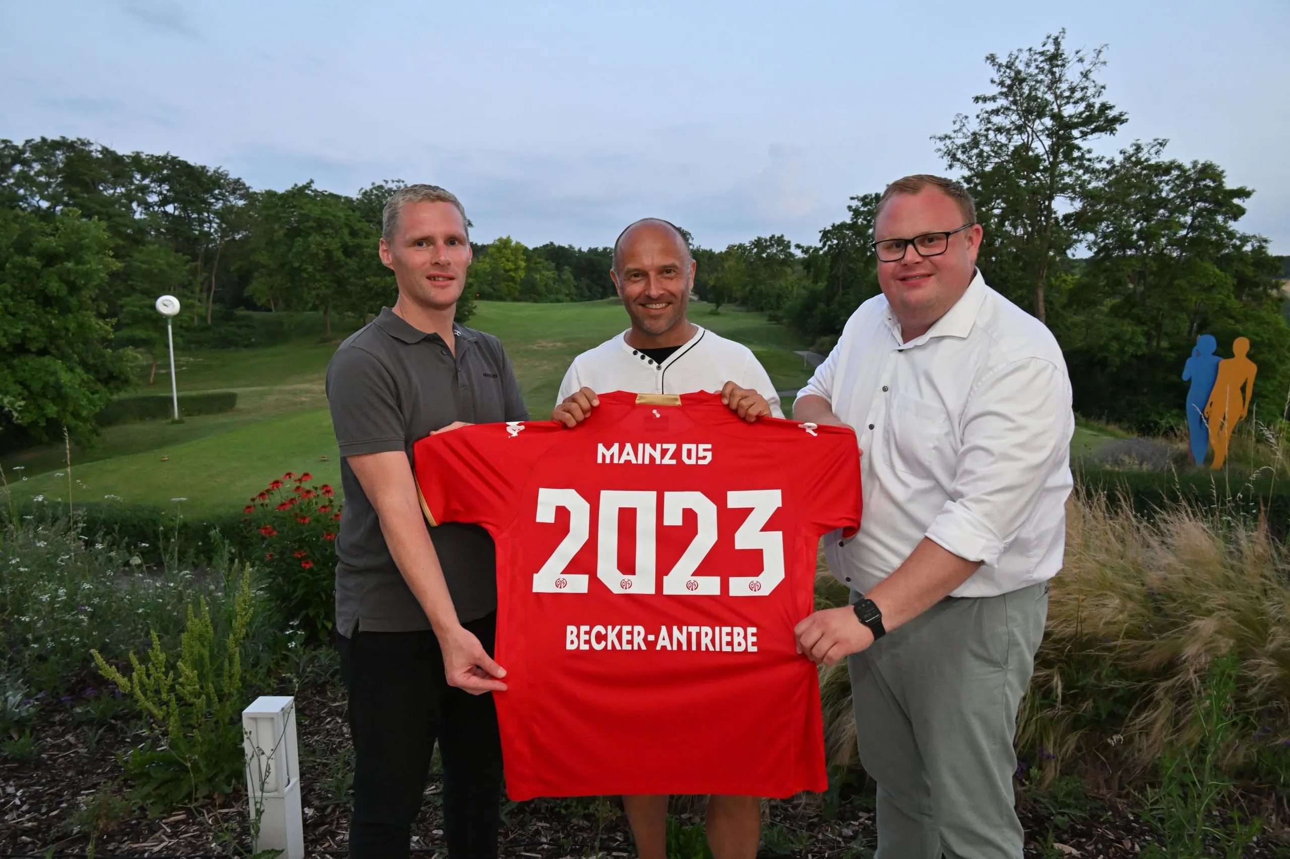 Becker-Antriebe: 05er-Partnerschaft in der Verlängerung