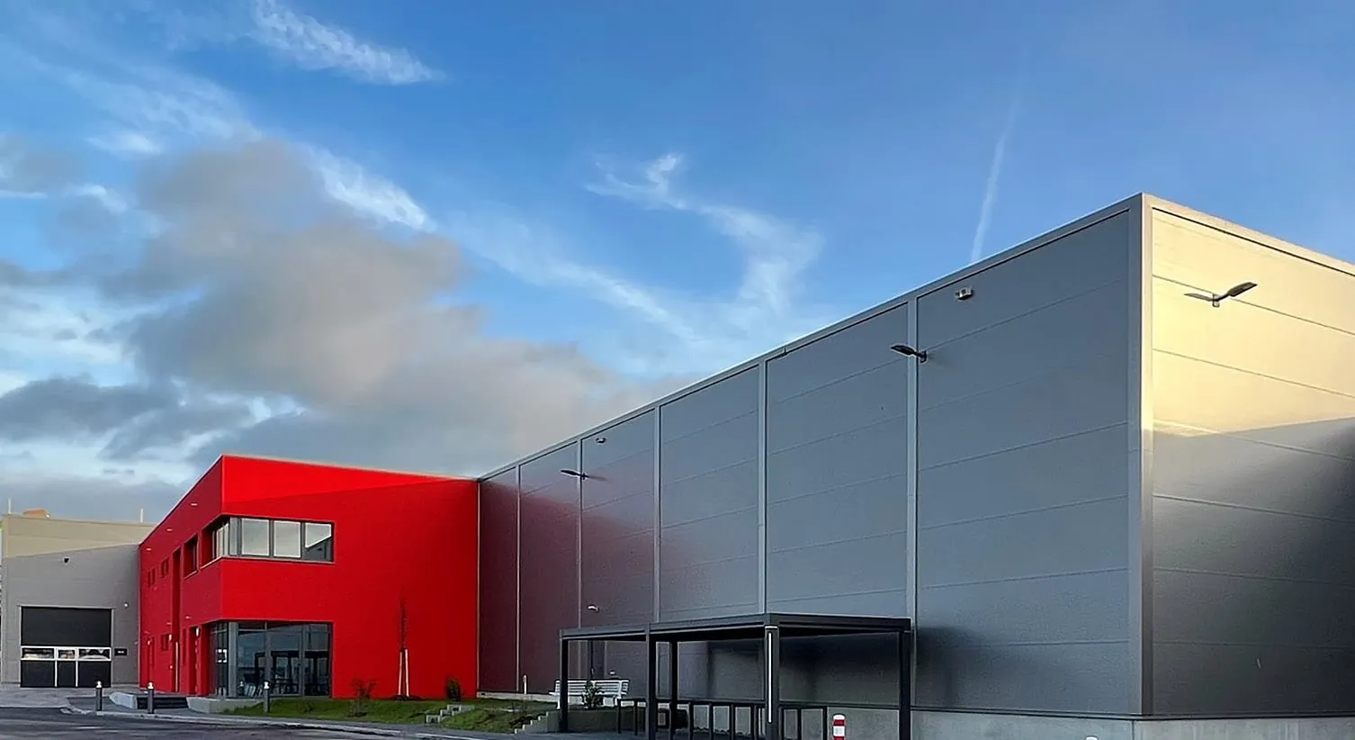 Weinor startet neue Produktionsanlage