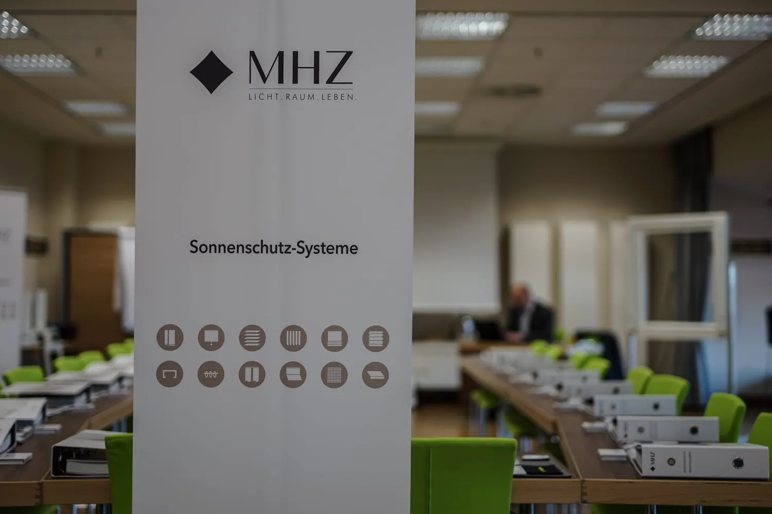 MHZ stellt neue Fachseminare 2023/2024 vor