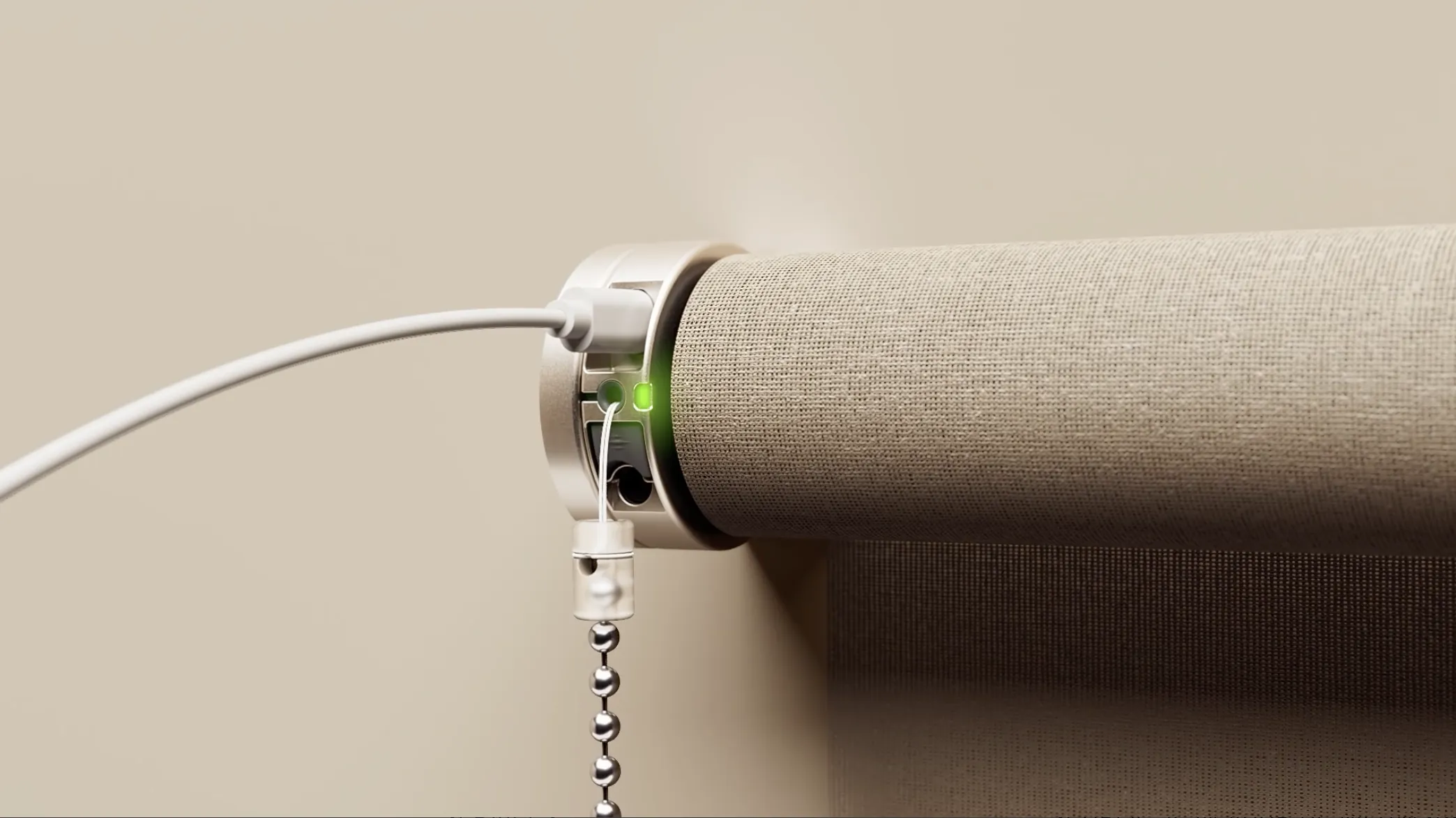 Aktivieren Sie das Rollo, indem Sie ein USB-C-Kabel anschließen.