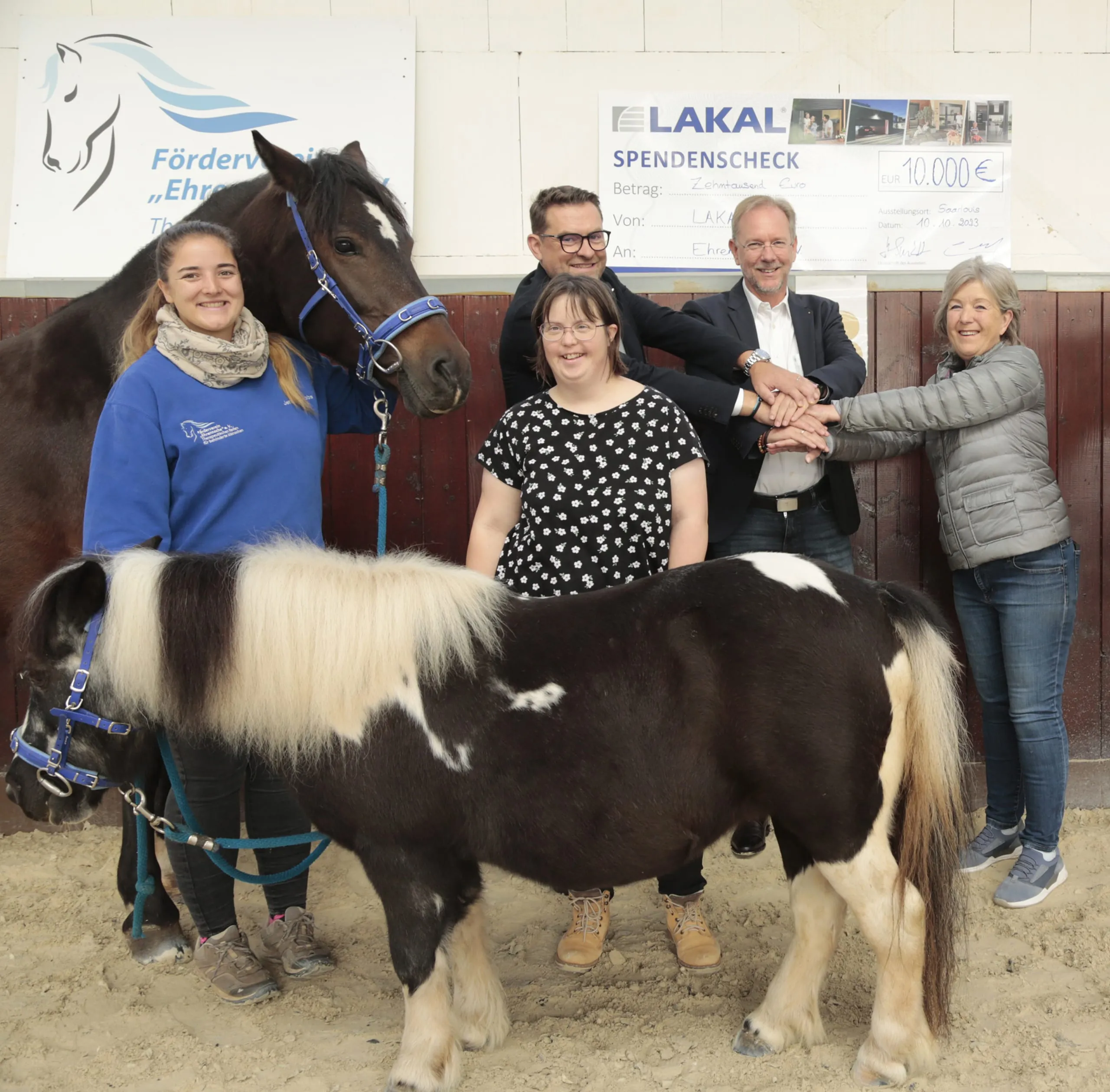 Lakal unterstützt Verein für Reittherapie