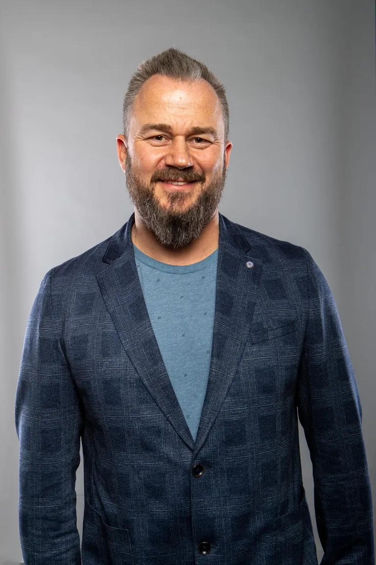 André Urban ist Geschäftsführer von Rolladen Handel Porz in Köln.