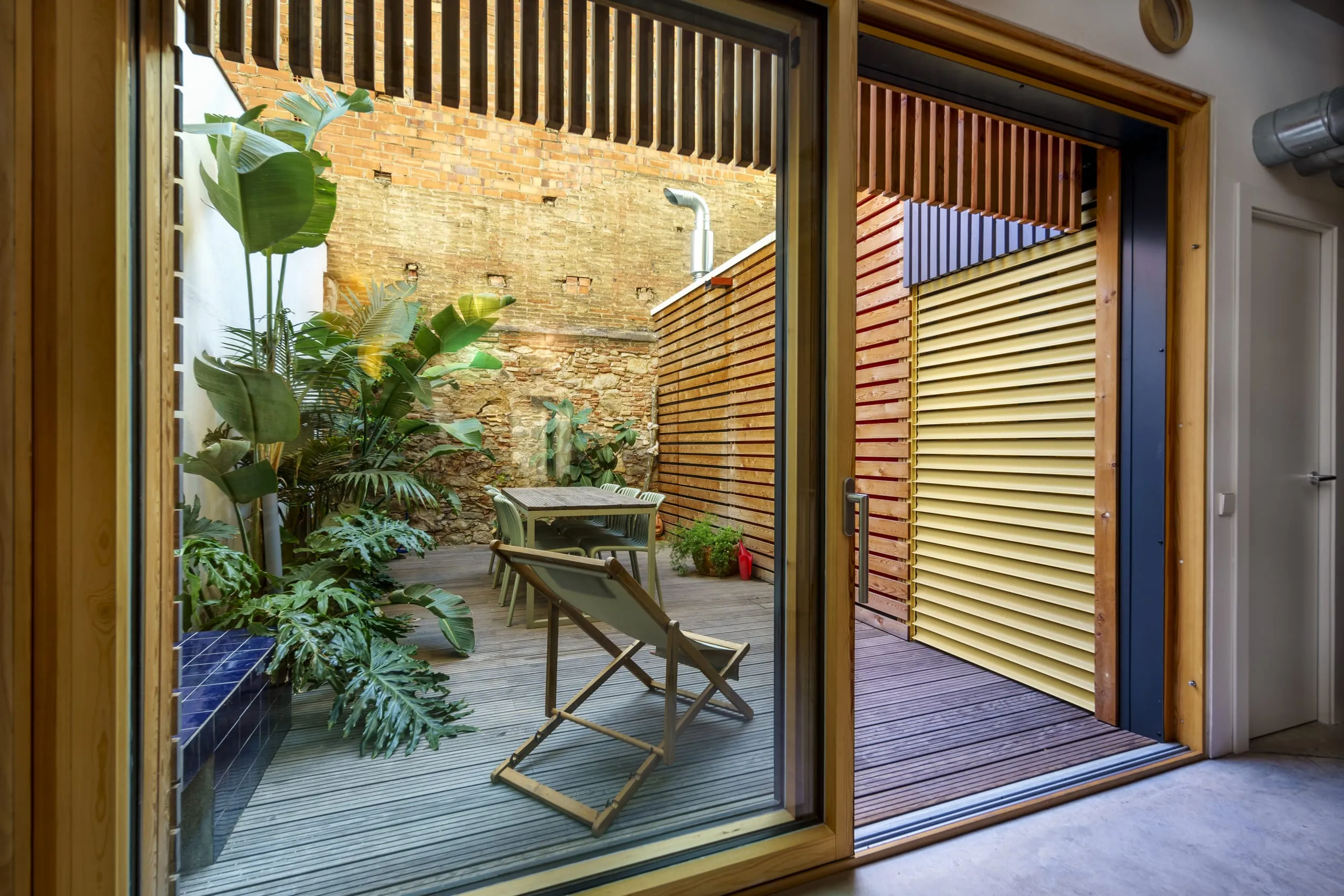 Passivhaus in Barcelona mit Sonnenschutzlösung von Griesser