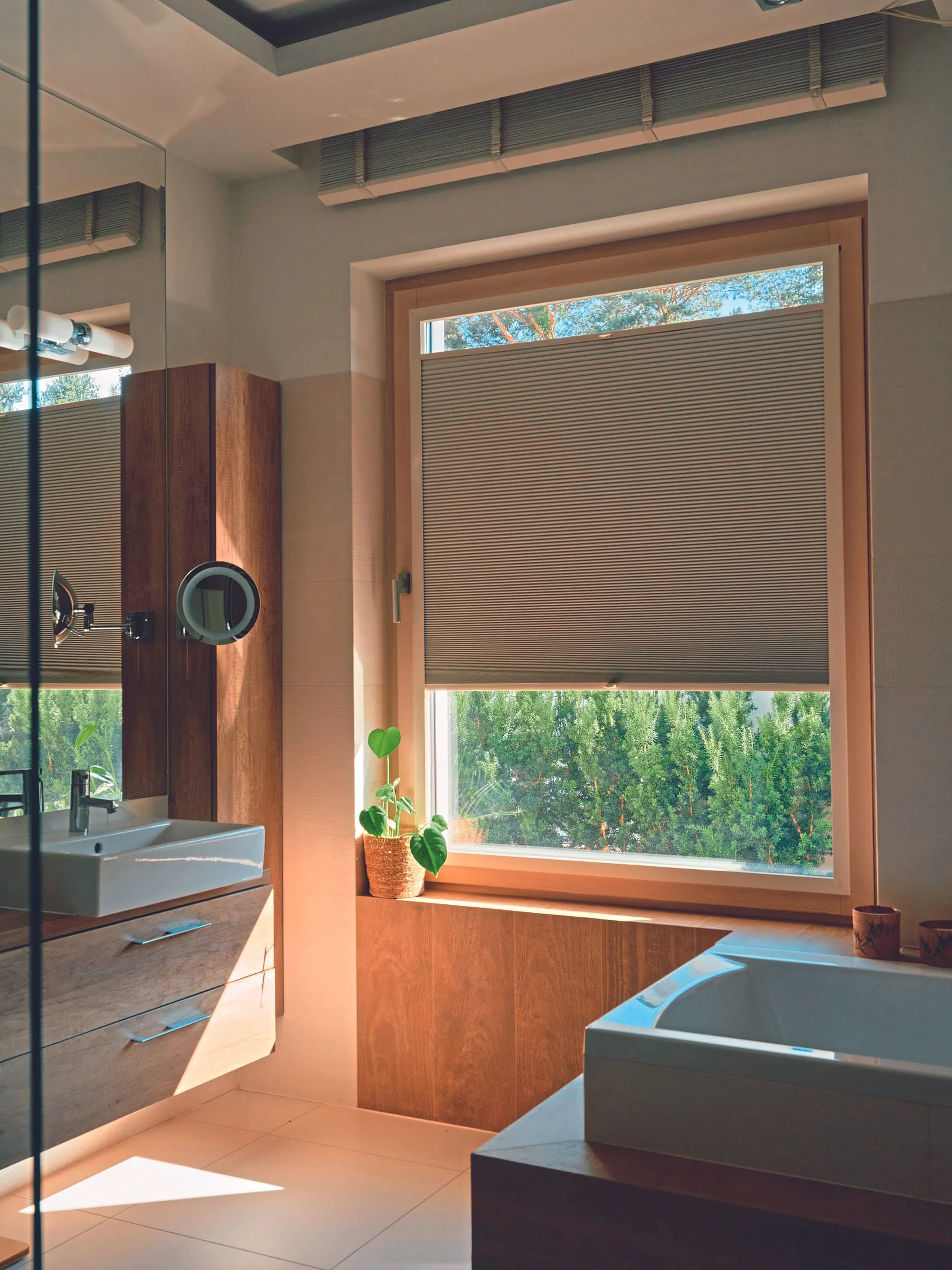 Jetzt mehr aus dem ­Badezimmerfenster machen