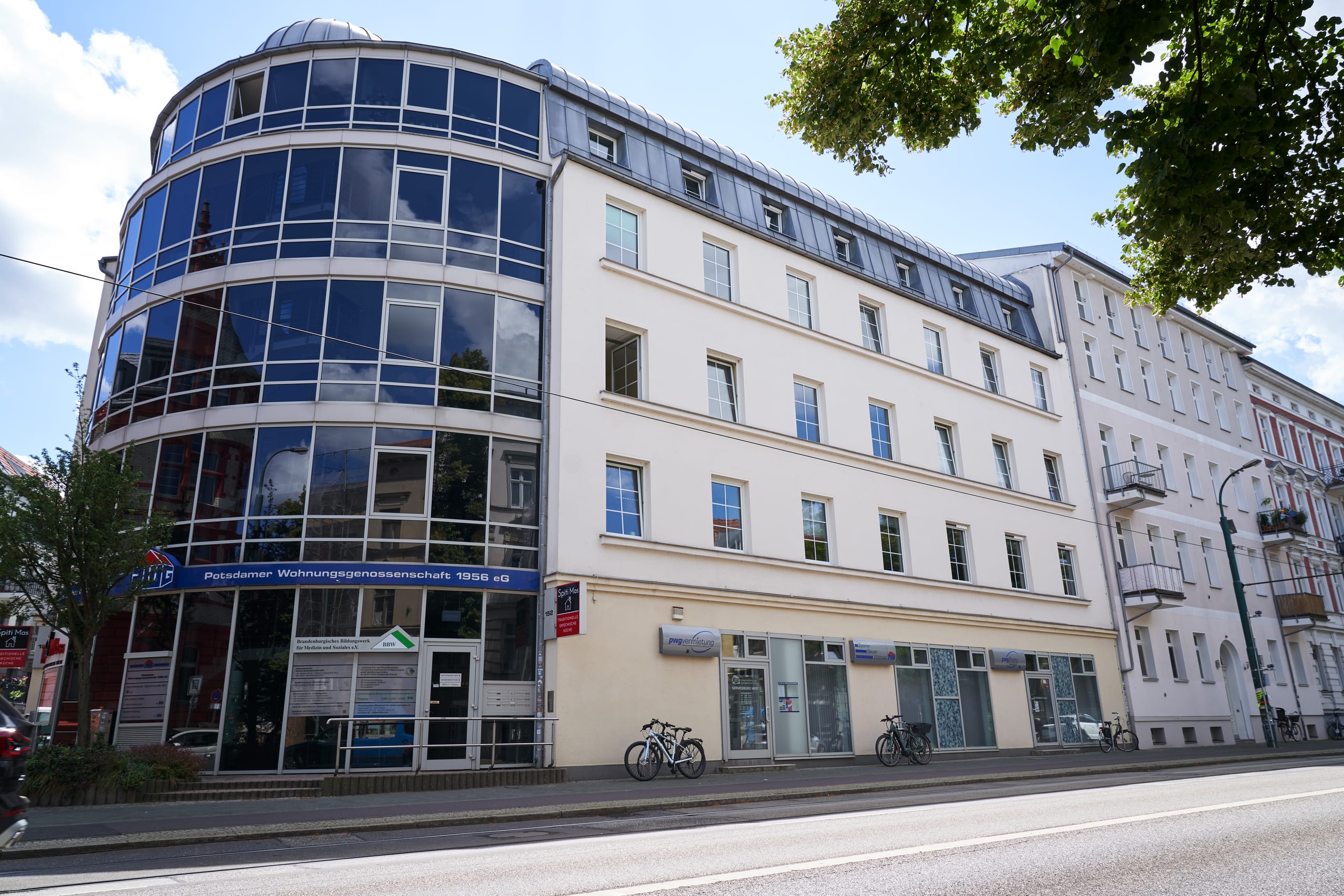 Effiziente Beschattung mit Heroal Systemlösungen