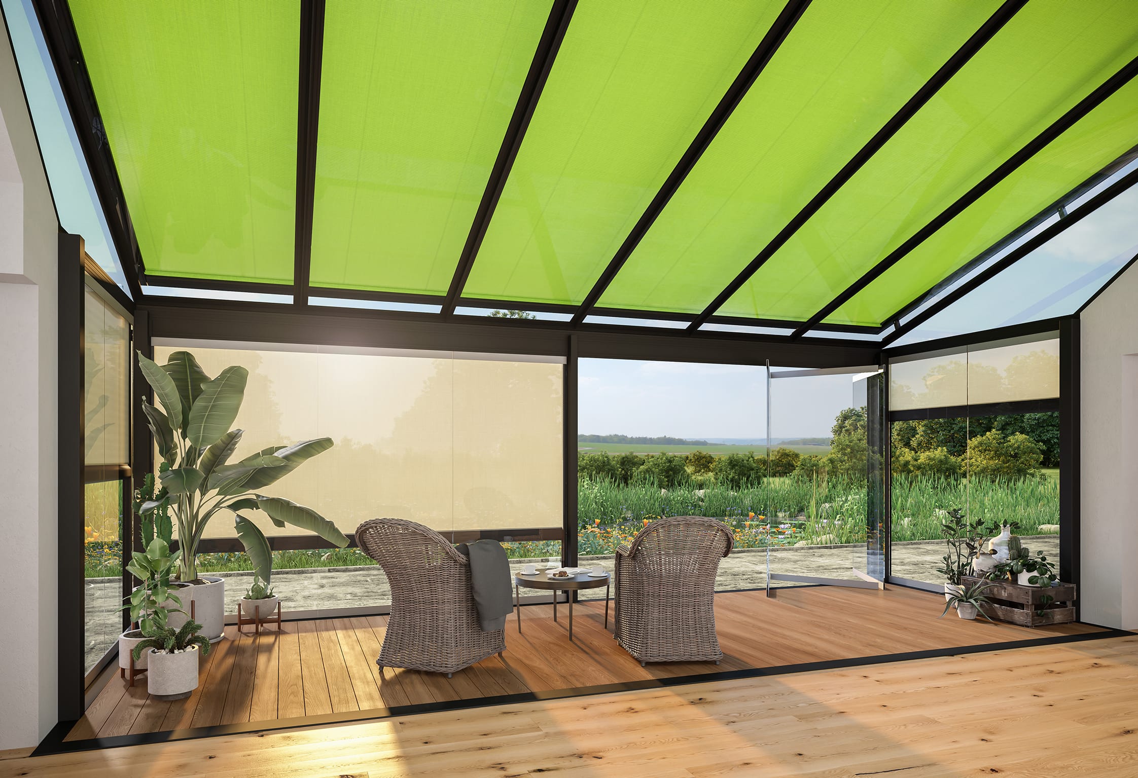 Michael Gerling empfiehlt beim Bau eines Wintergartens oder der Installation von Terrassen-Glasdächern direkt einen Sonnenschutz mit einzuplanen. Und das am besten mit automatisierter Technik. "Richtig effizient ist ein Sonnenschutz, wenn er einen Raum beschattet, bevor die Wärme ins Innere gelangen kann. Steuern lässt sich das mittels Sensoren und Funktionen, die die Markise selbstständig ein- und ausfahren."