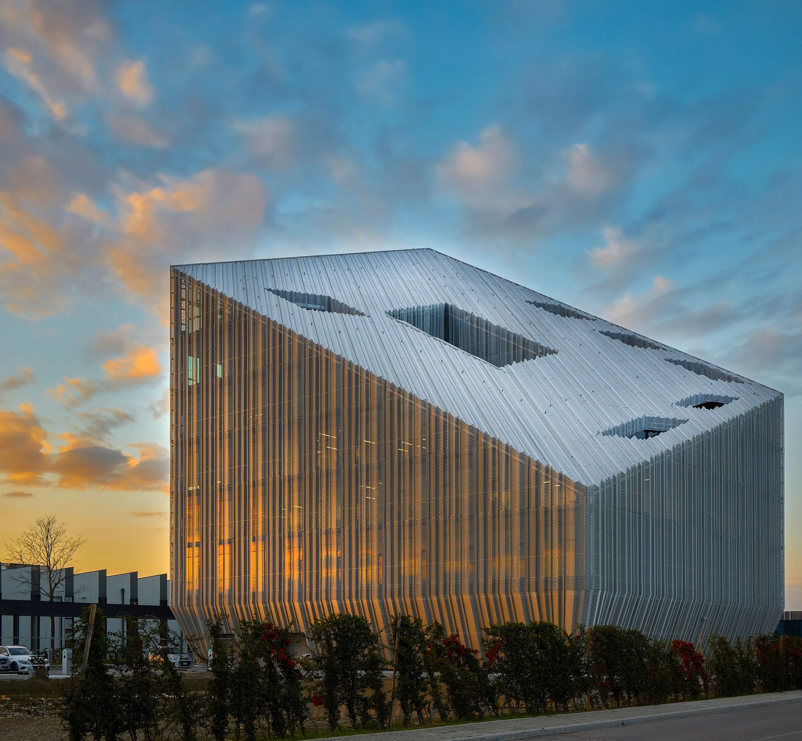 Ein Sonnenschutzgewebe mit unterschiedlichem Charakter