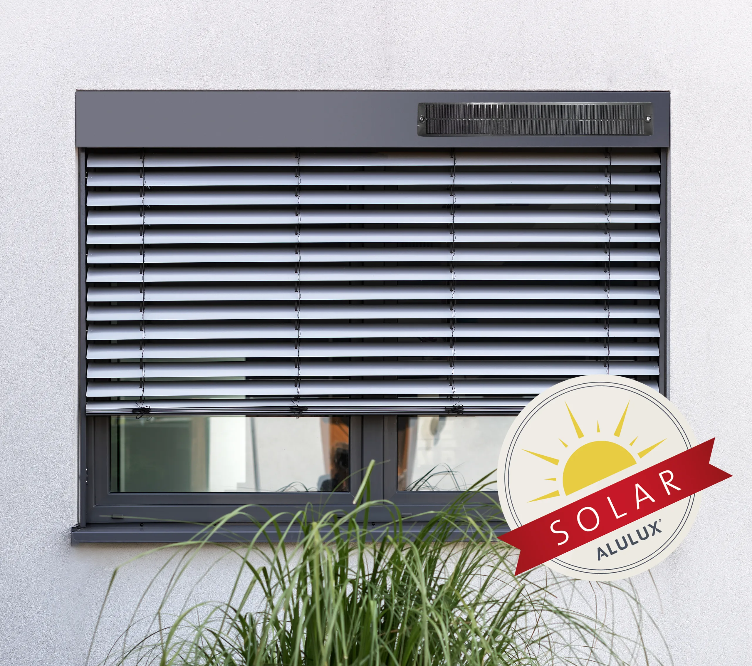 Alulux: Komplett-Raffstore mit innovativem Antrieb