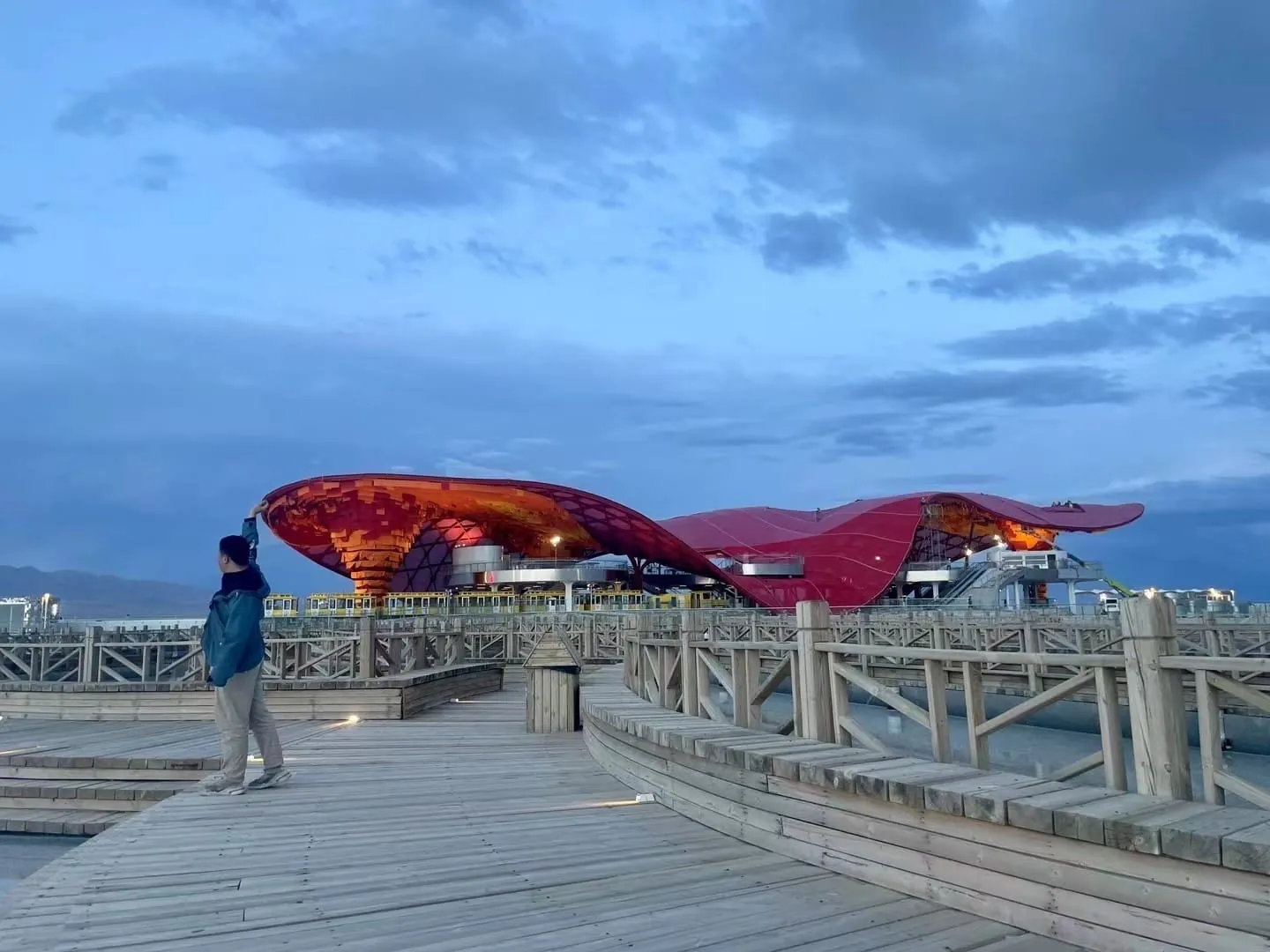 Membrandach für ikonischen Bahnhof in Tibet