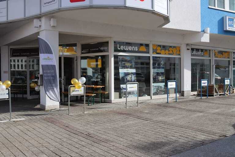 Die Eröffnung des ersten Schauraums in Innsbruckmarkiert einen bedeutenden Schritt in der Expansionsstrategie von Lewens.