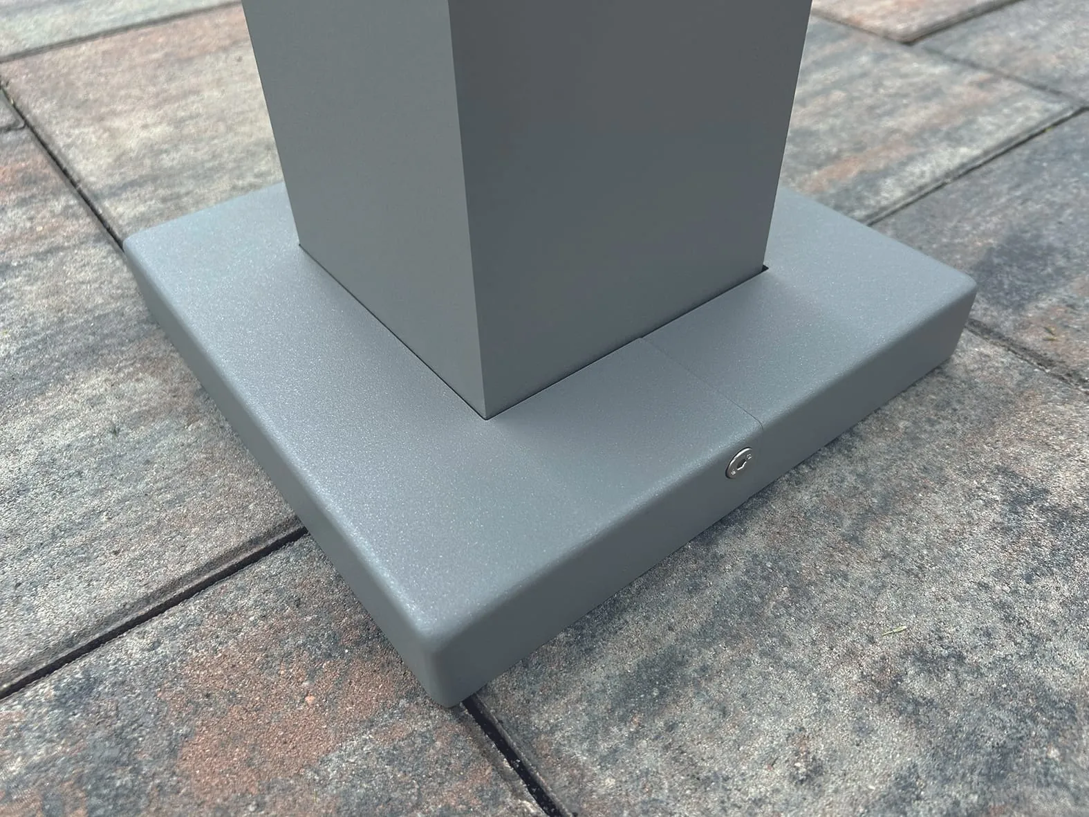 Q.bus: Nova Hüppe erweitert Pergolasystem