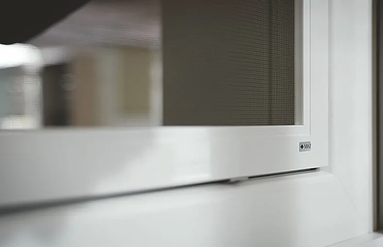 Neues Insektenschutz-Klemmrahmensystem von MHZ