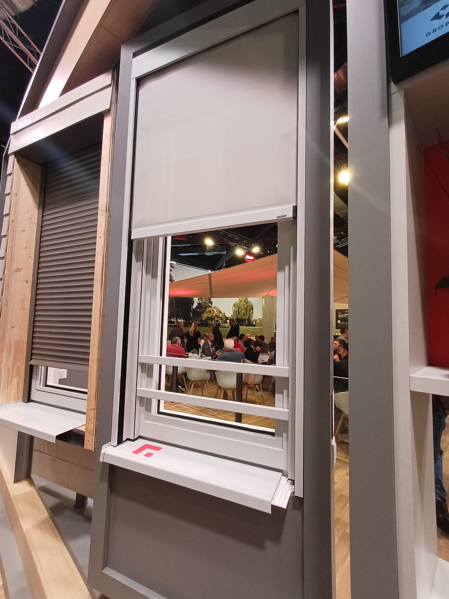 Warema und Gutmann präsentieren Laibungsmodul