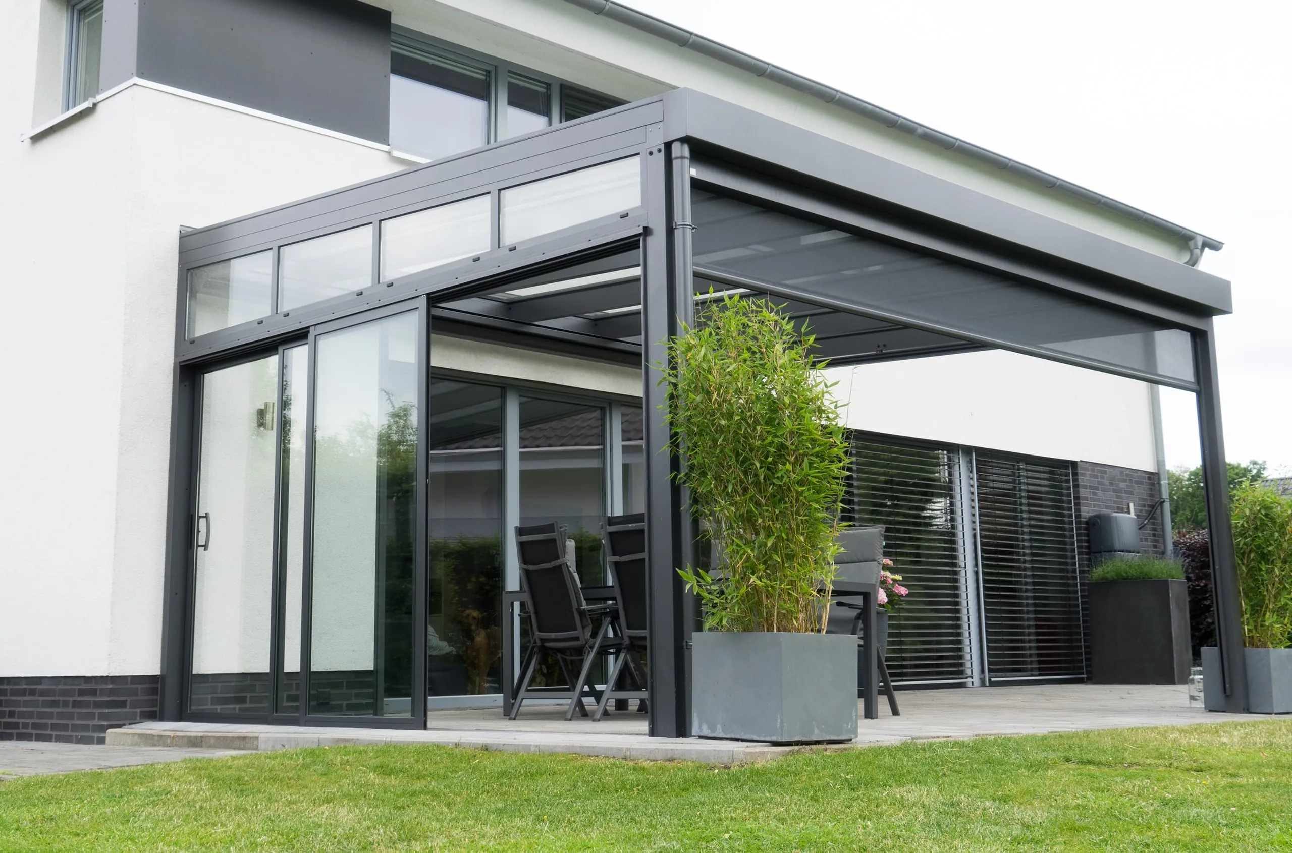 Hoklartherm übernimmt Schiebetürlösungen von Neher Multiraum