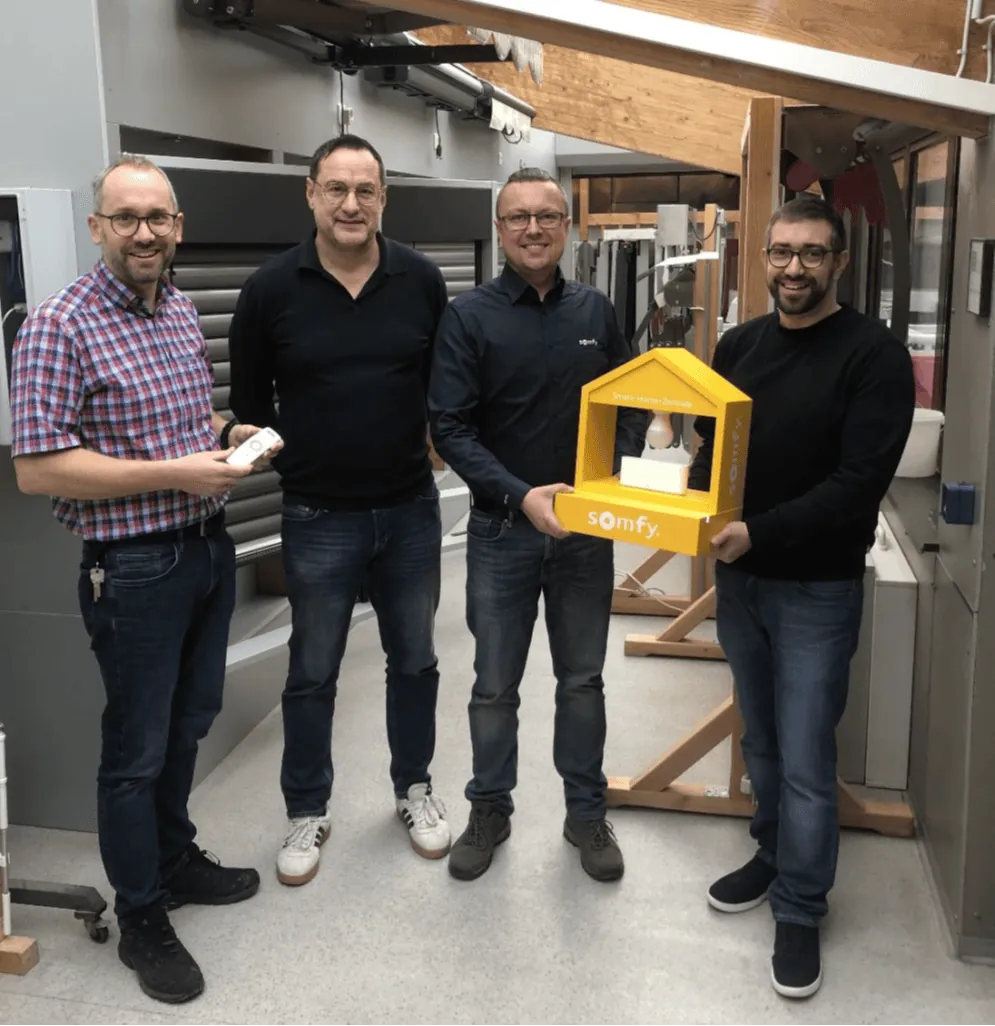 Somfy rüstet Berufsschule mit SmartHome-Technologie aus