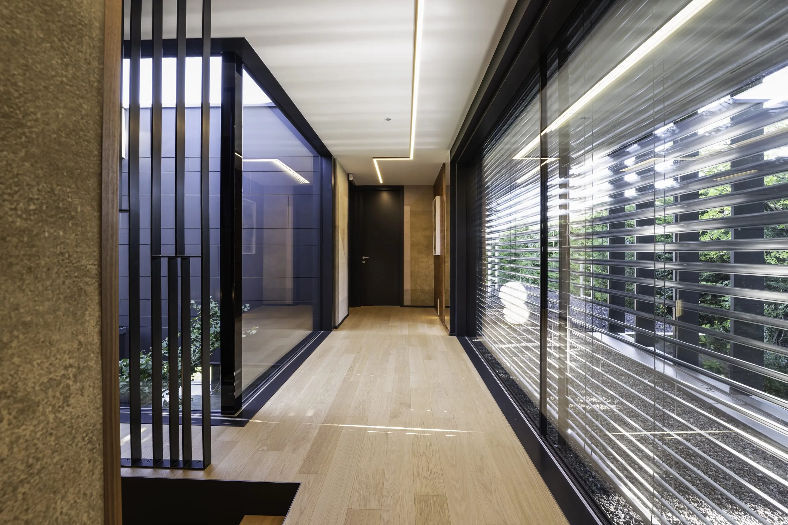 Internorm: Verbundfenster mit integriertem Hitzeschutz
