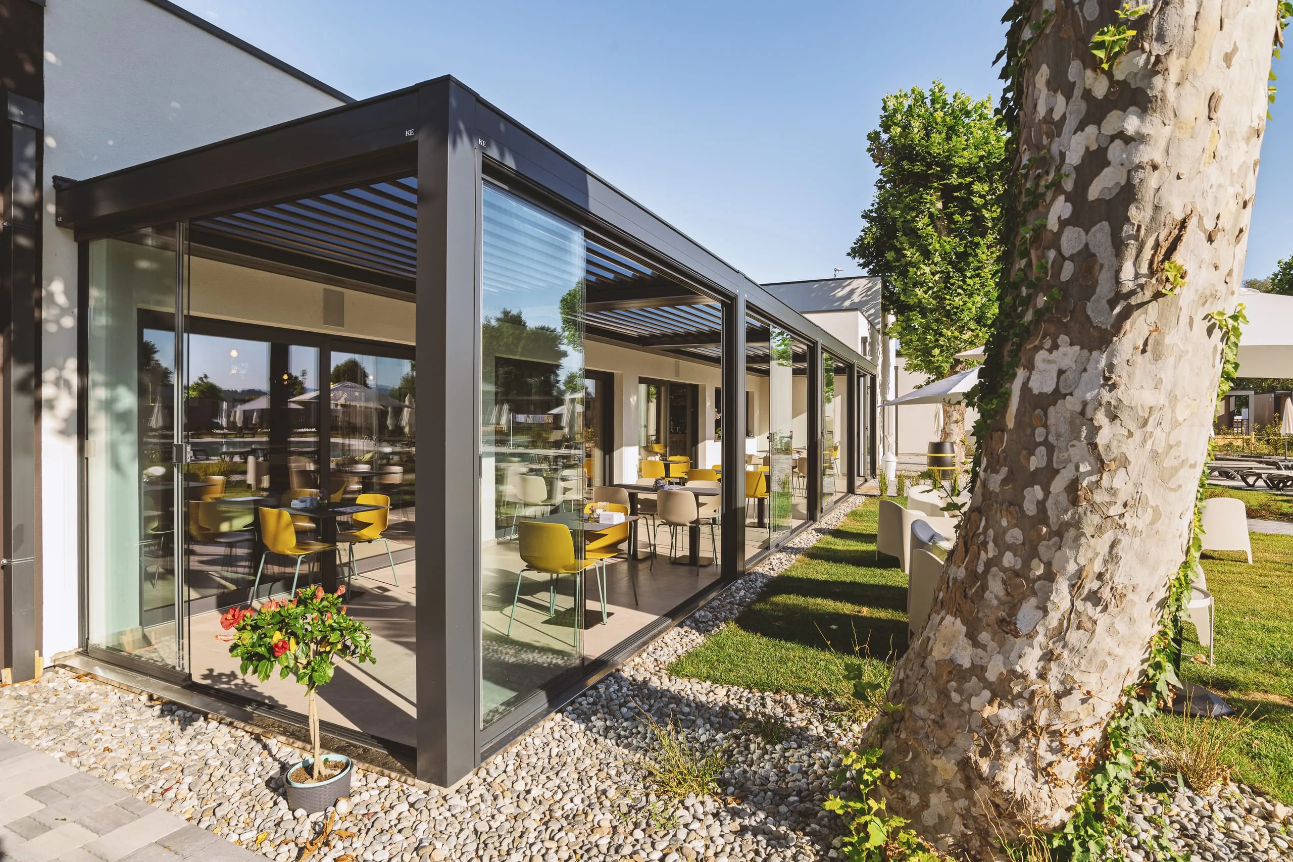 Bioklimatische Pergola für Campingplatz am Lago Maggiore