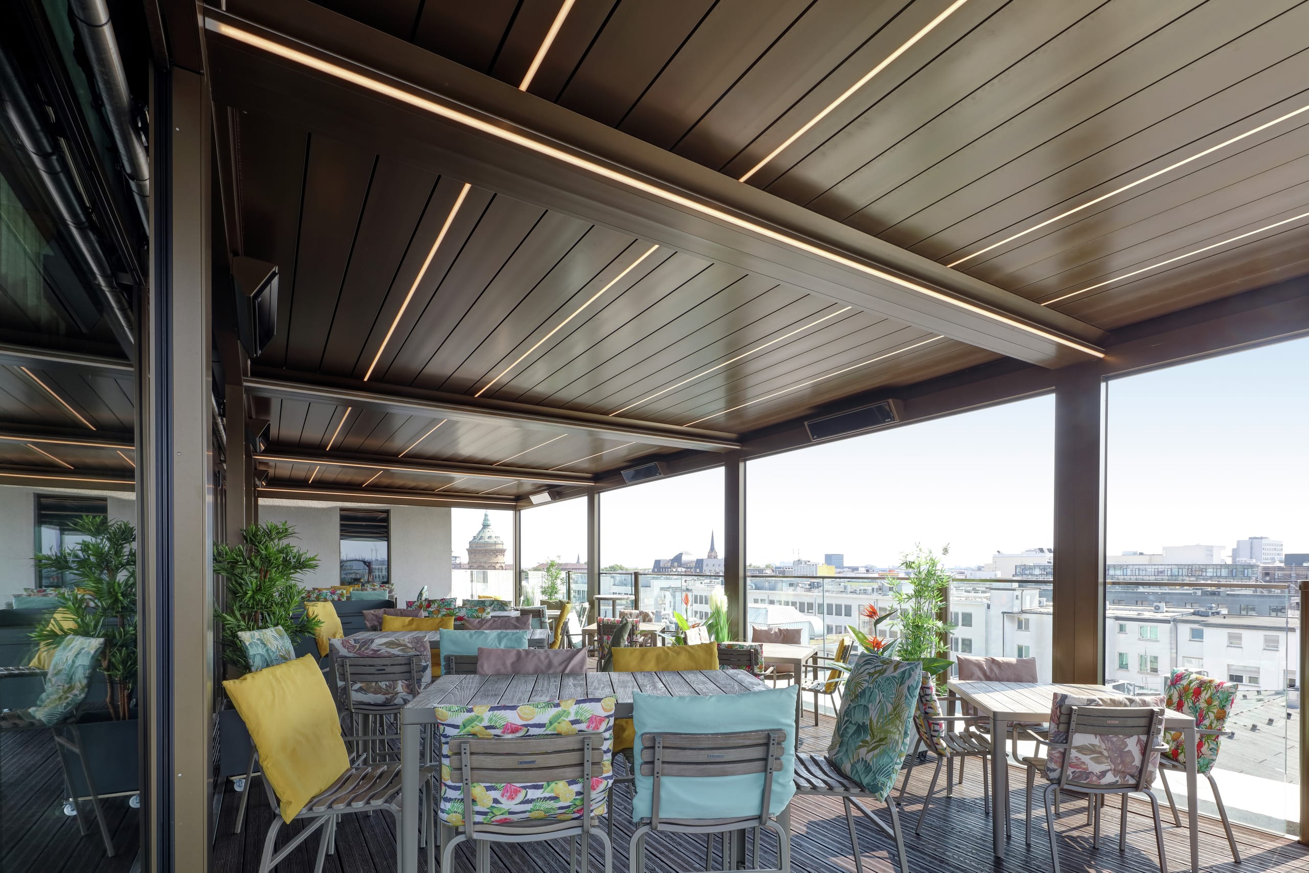 Roof Bar Mannheim: Warema verlängert Saison