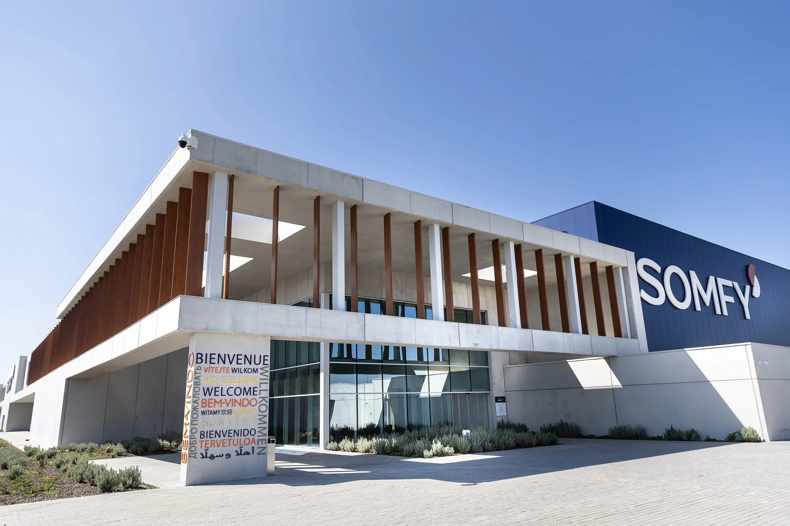 Somfy weiht neues Werk in Portugal ein